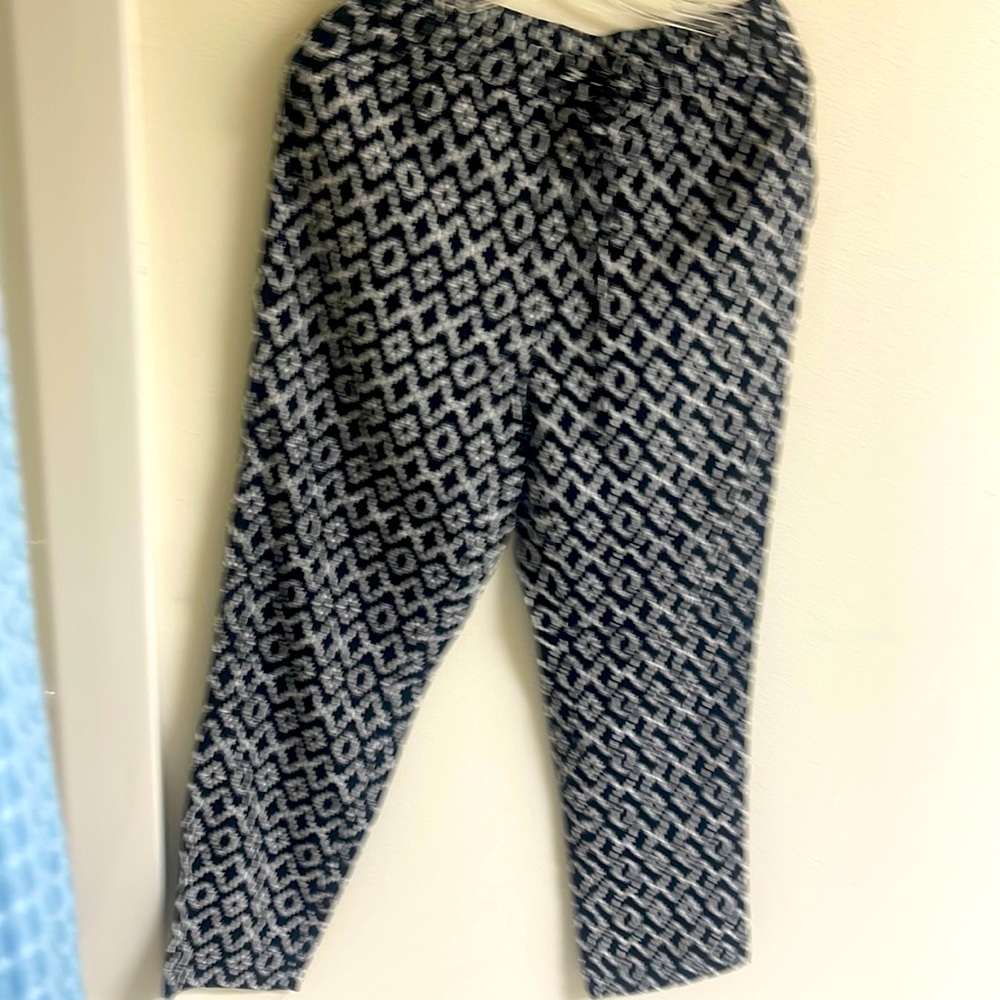 Women’s patterned drawstring pants by T.Tahari.